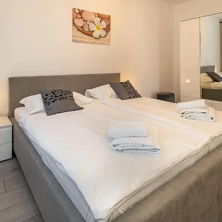 Vinka Apartment *